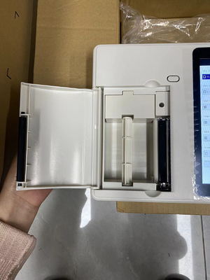 Monitor ECG portatile a 6 canali Analisatore touch screen ricaricabile Batteria al litio
