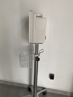 Monitor paziente multiparametrico PM-9000E+ con display da 12,1 pollici per il rilevamento della salute del corpo in terapia intensiva